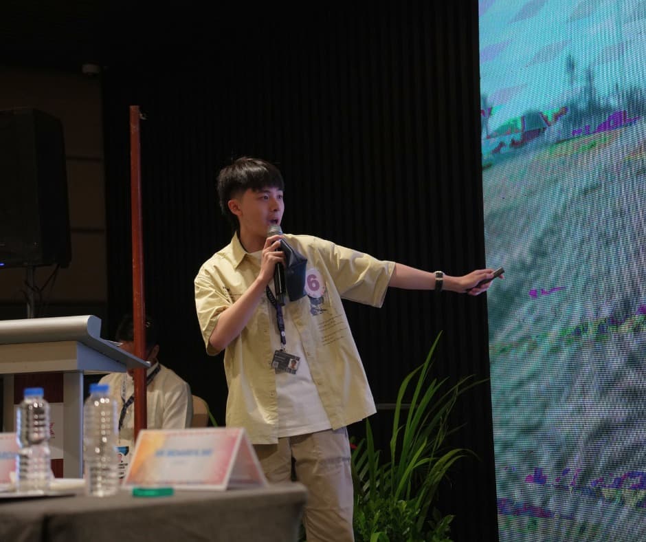 Serial Disruptors' COO Levi Karl Zayas Serves as Judge at DOST Davao Region's 2nd Startup Pitching Competition photo 4